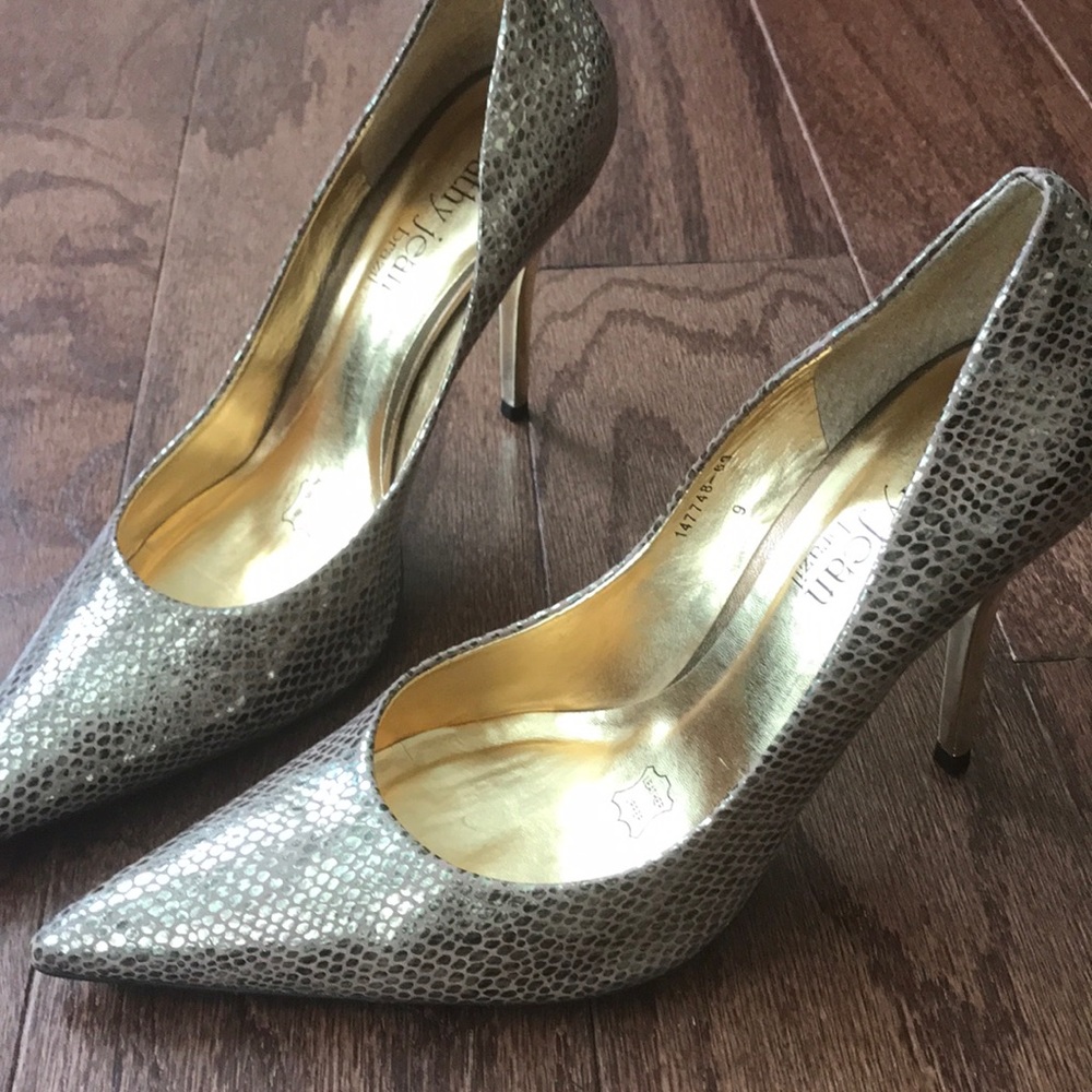Cathy Jean Reptile print Gold Heels